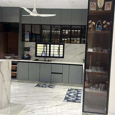 Vihaan Villa Madras Buitenkant foto